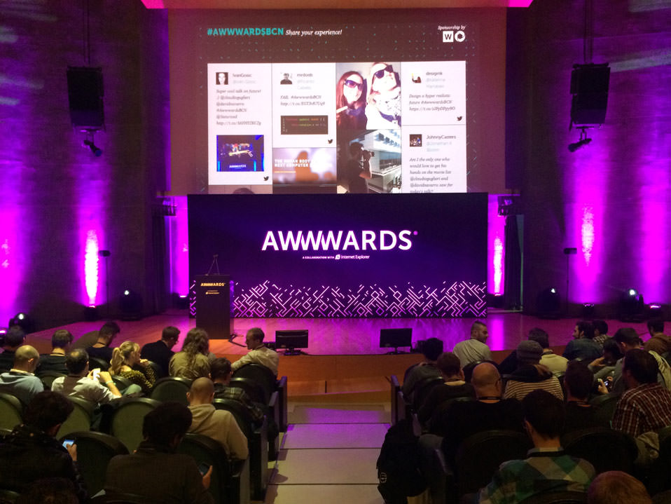 awwwards-conference-barcelona-auditorium_mini
